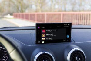 Upgrade aplikace radia.cz míří do automobilů a podporuje Android Auto a Apple Carplay